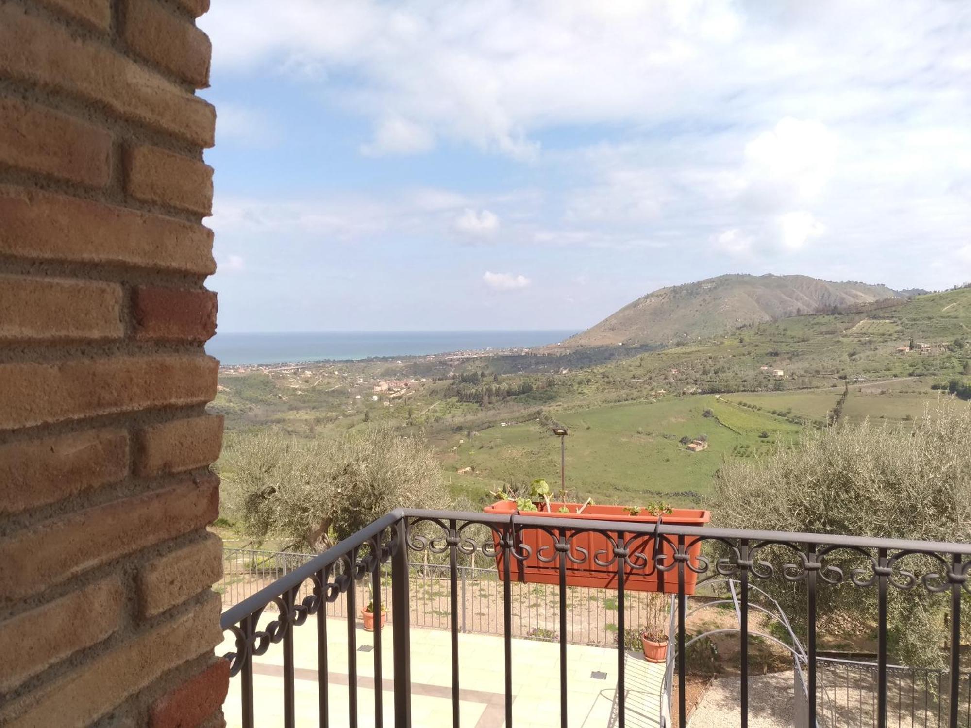 הוילה לסקארי Agriturismo Le Campanelle - Sicilia - Cefalu חדר תמונה